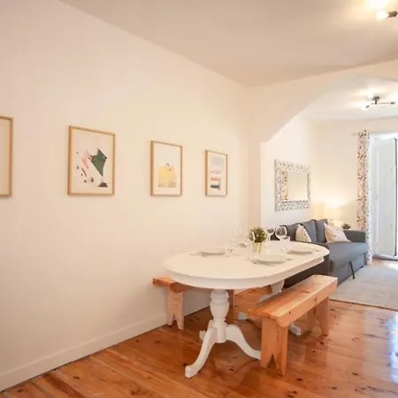 Principe Real Apartment Lisbon